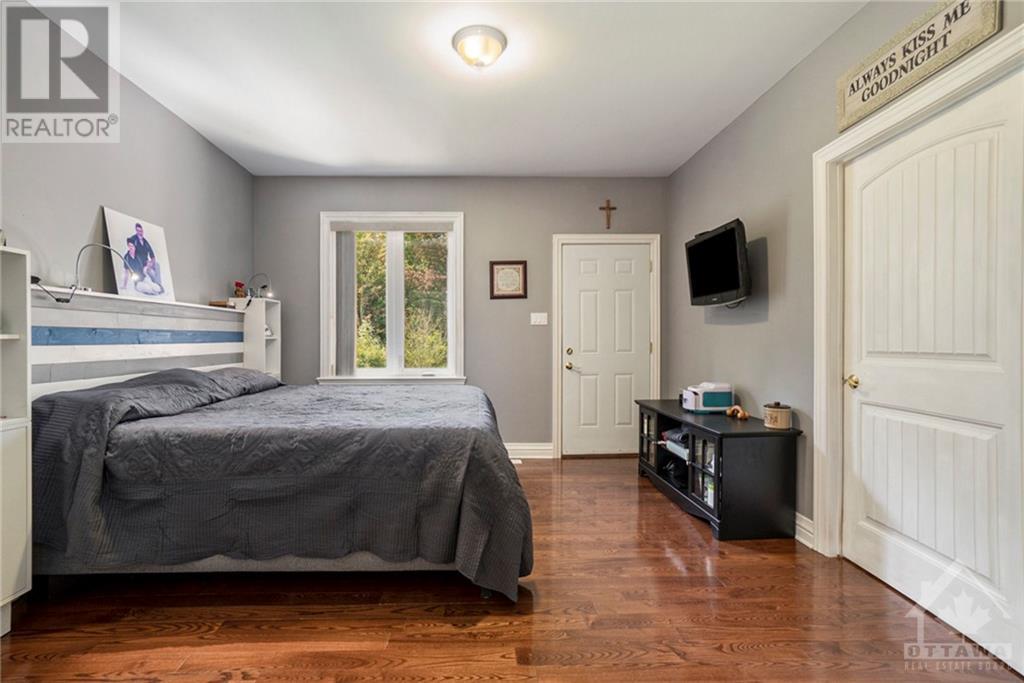 Listing 1358981 - Large Photo # 10