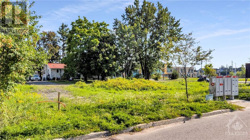 285 ENCLAVE WALK