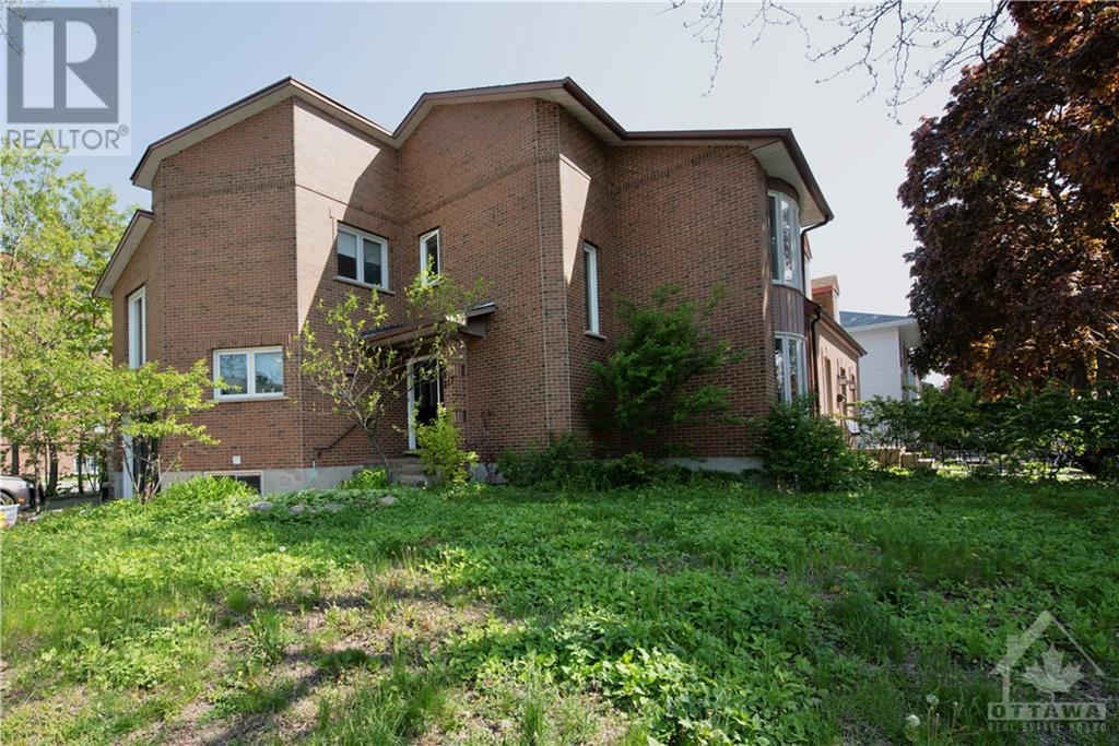 217 DOVERCOURT AVENUE