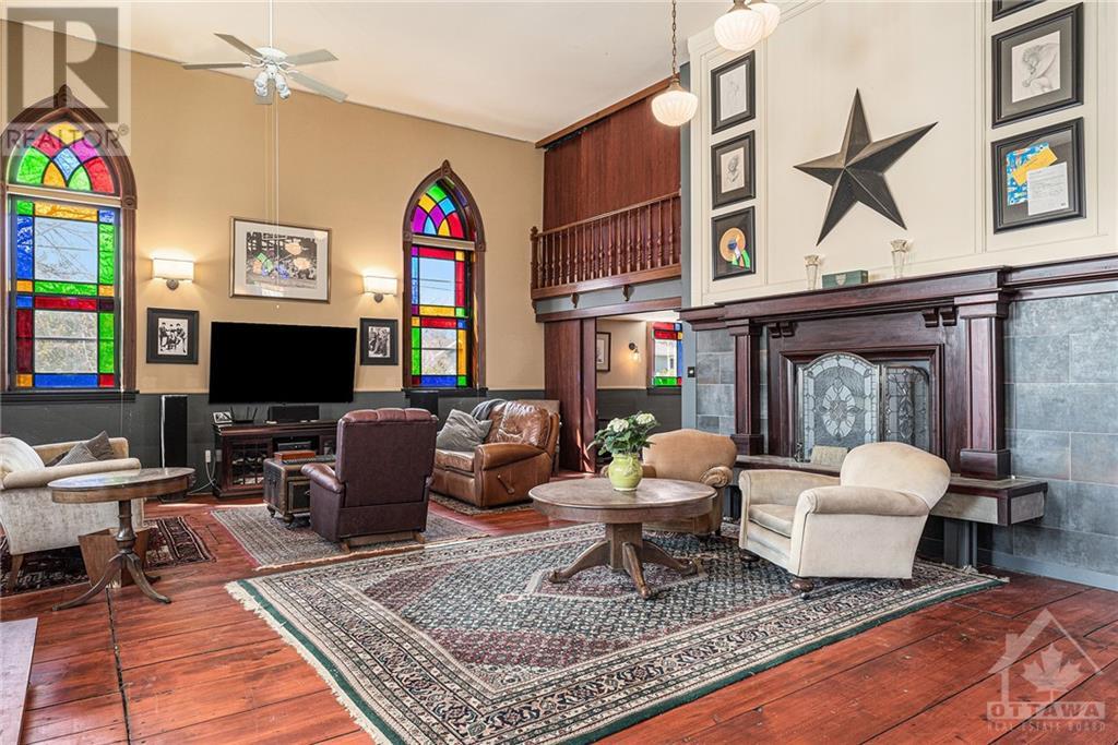 Listing 1359151 - Large Photo # 6