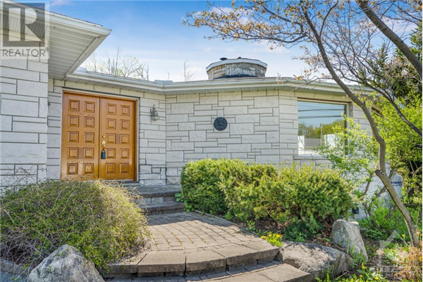 6974 BANK STREET, Ottawa