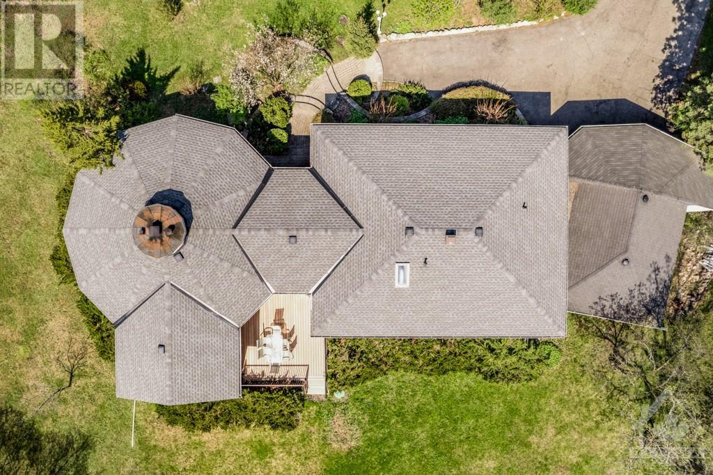 Listing 1359183 - Large Photo # 26