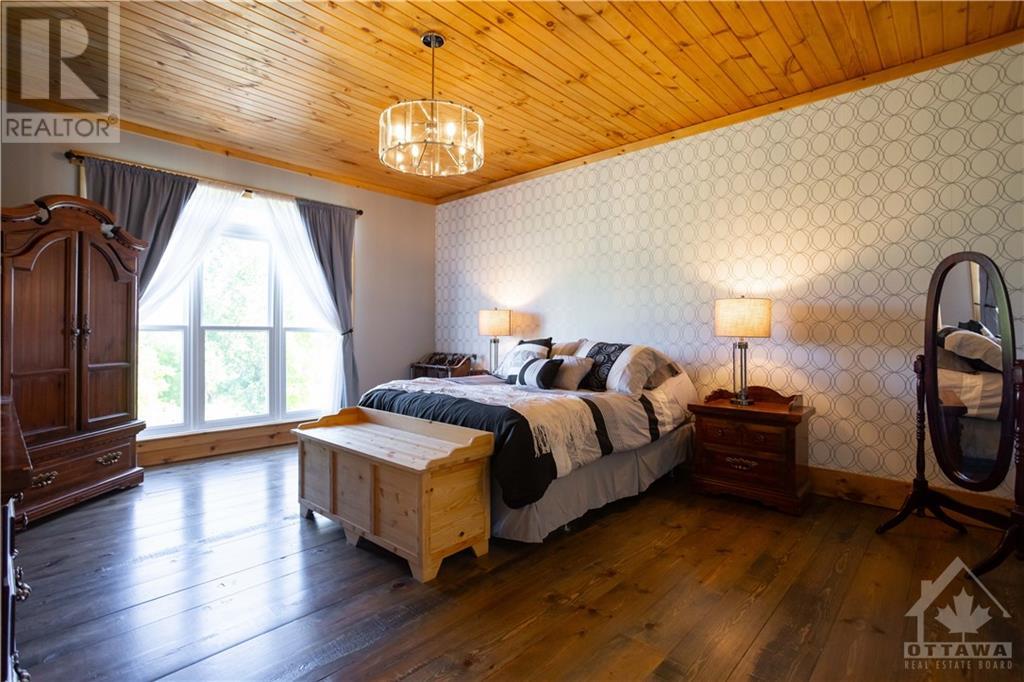 Listing 1359212 - Large Photo # 12