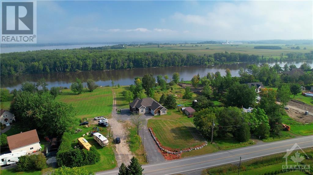 Listing 1359212 - Large Photo # 2