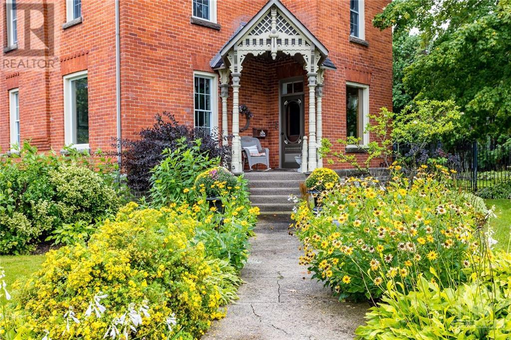 118 HIGH STREET