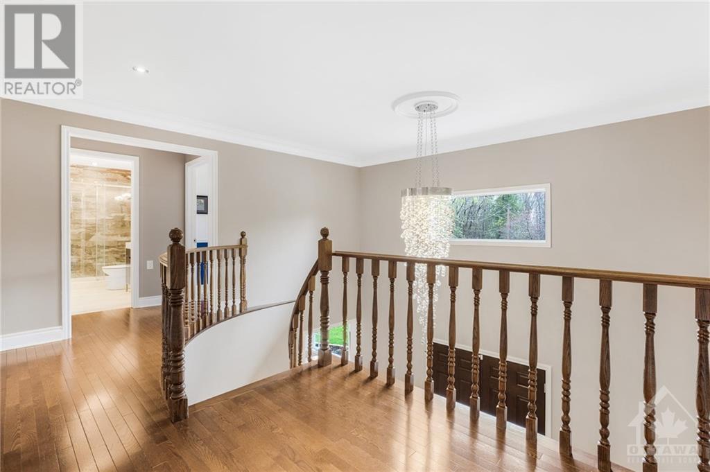 Listing 1359332 - Large Photo # 17