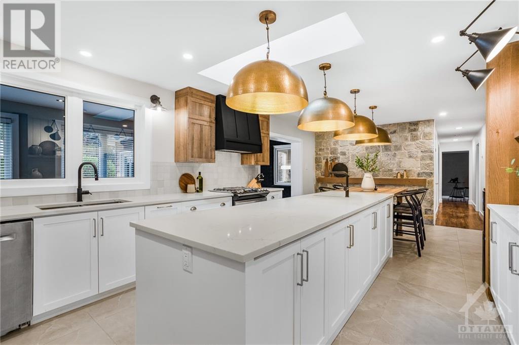 Listing 1359332 - Large Photo # 14