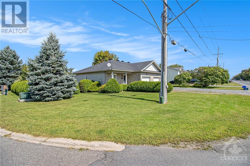 Listing 1359341 - Large Photo # 4
