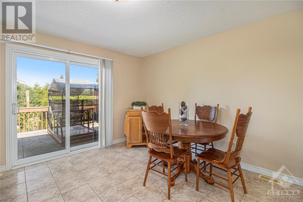 Listing 1359341 - Large Photo # 10