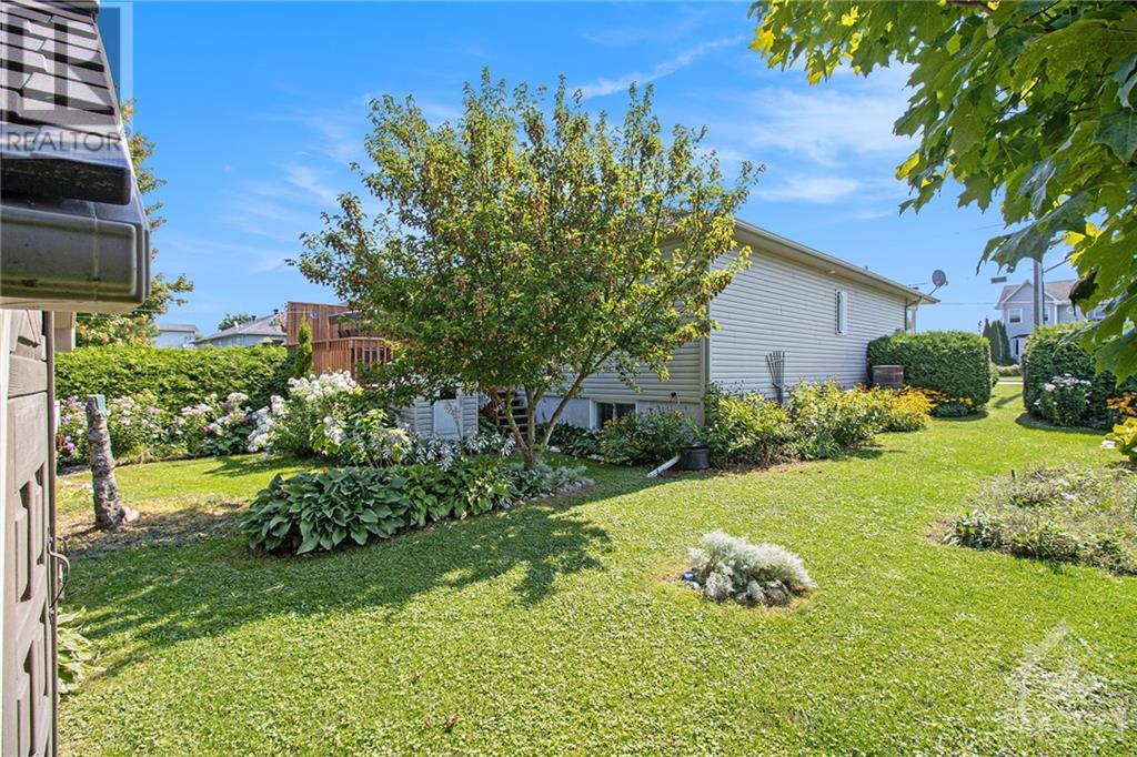 Listing 1359341 - Large Photo # 23