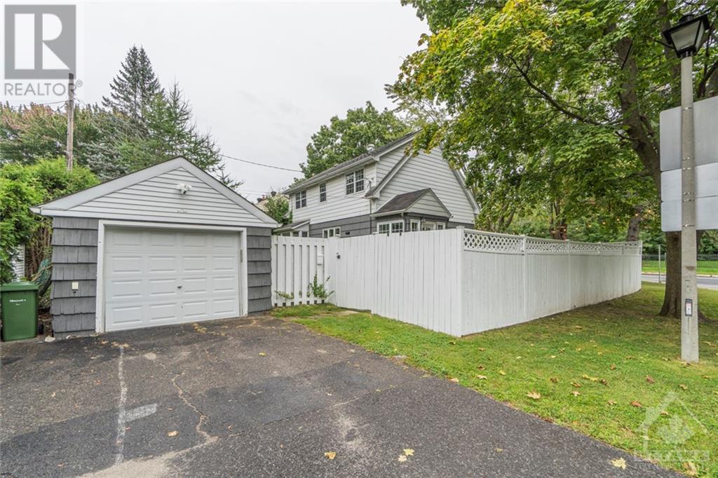 761 HEMLOCK ROAD