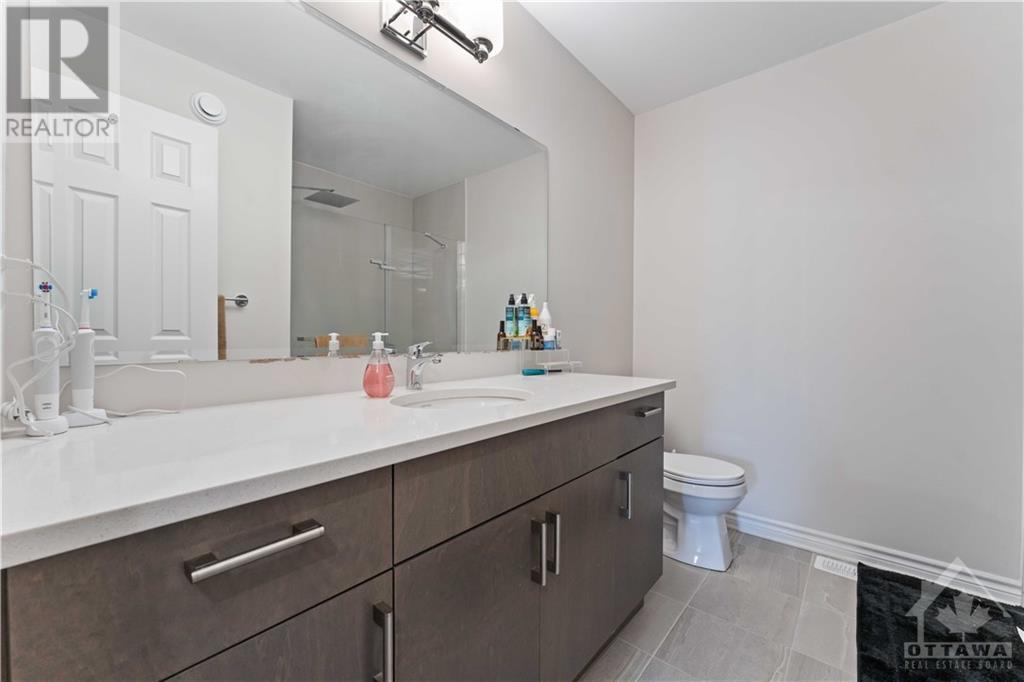 Listing 1359388 - Large Photo # 18
