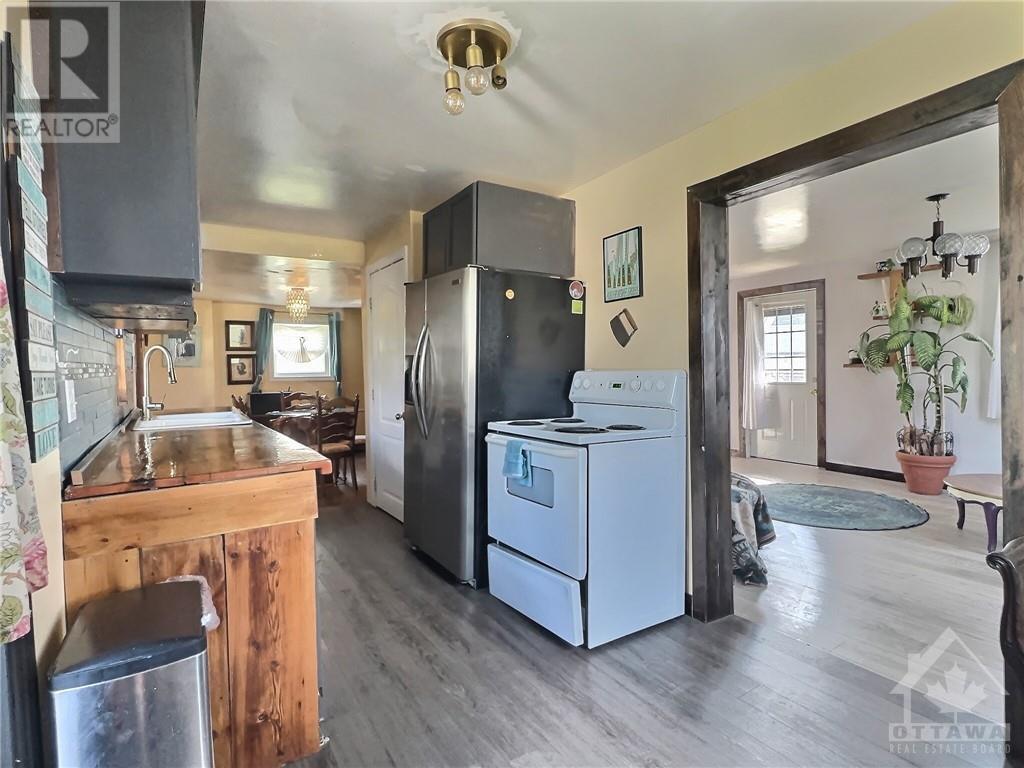 Listing 1359417 - Large Photo # 9