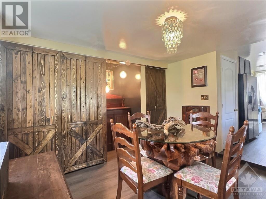 Listing 1359417 - Large Photo # 13