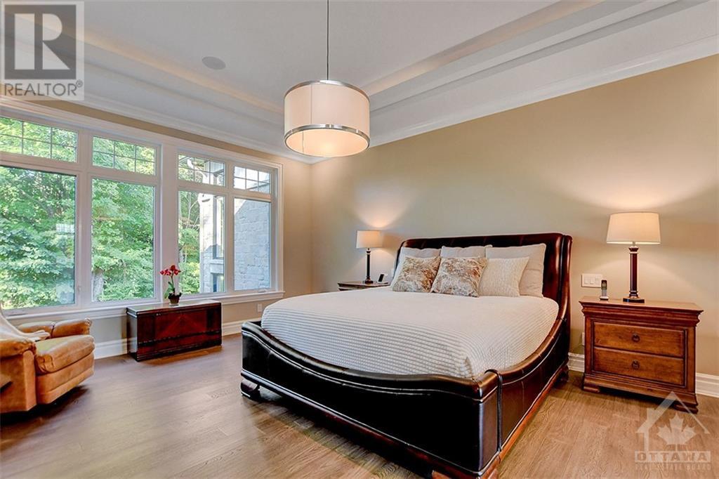 1443 DUCHESS CRESCENT