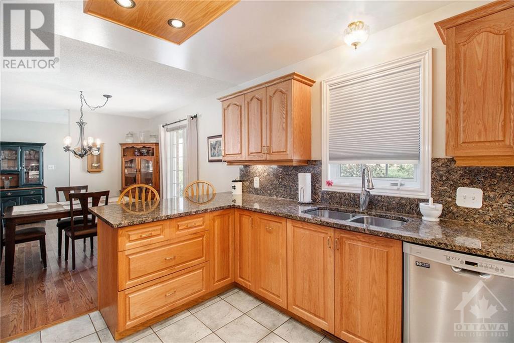 Listing 1359655 - Large Photo # 7