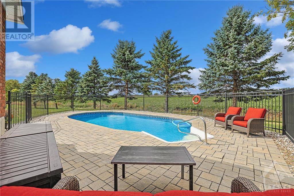 Listing 1359655 - Large Photo # 19