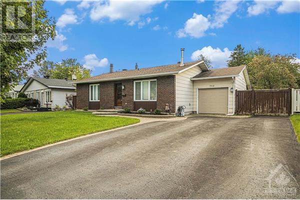 964 CHARLTON DRIVE, Ottawa