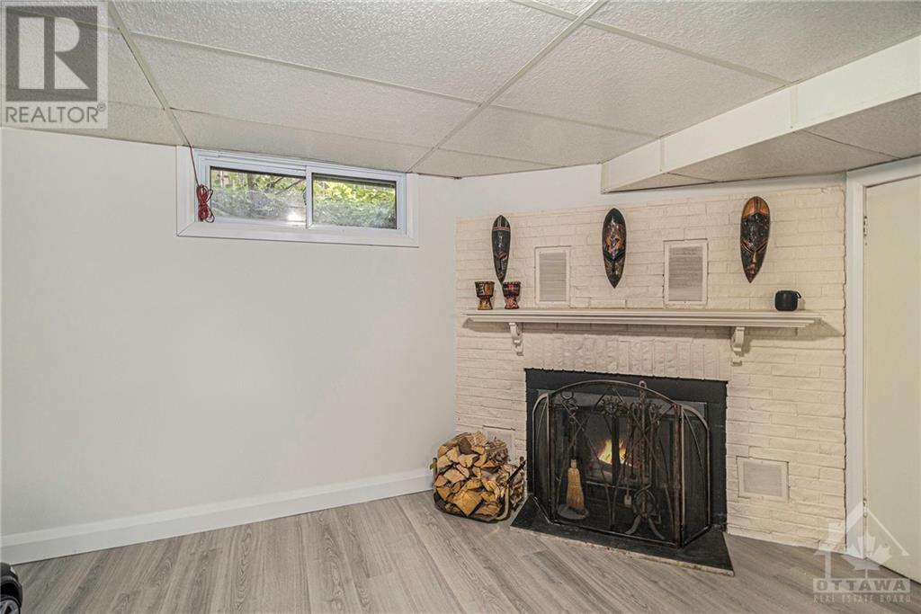 Listing 1359678 - Large Photo # 24