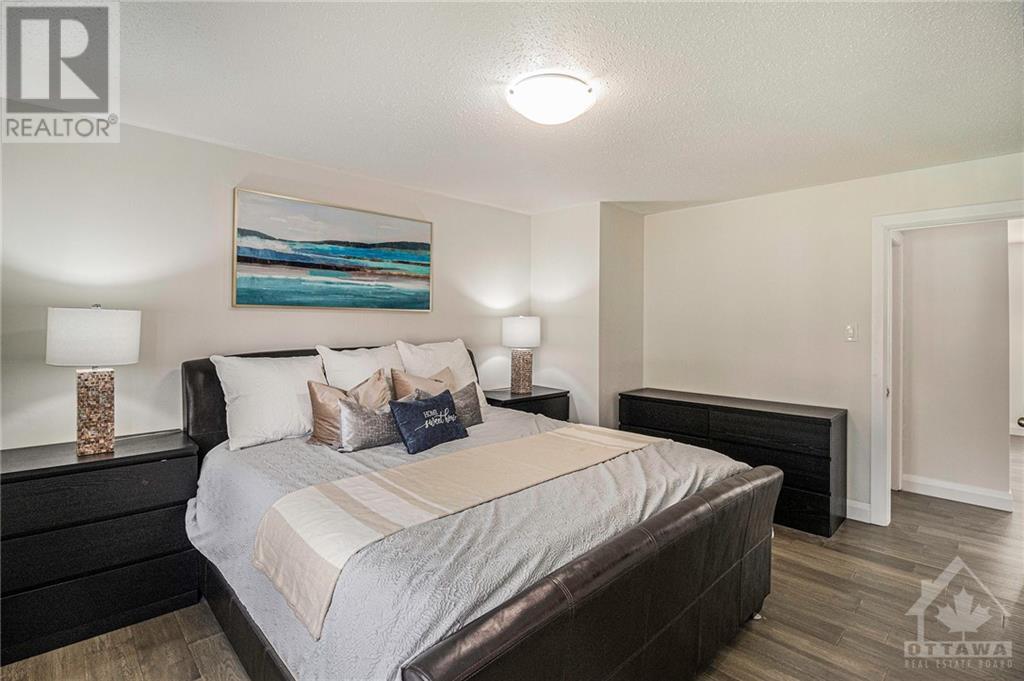 Listing 1359678 - Large Photo # 18