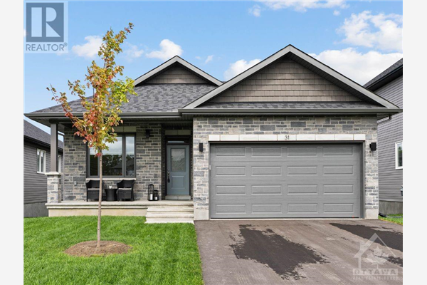 31 DOUGLAS BROWN WAY, Arnprior