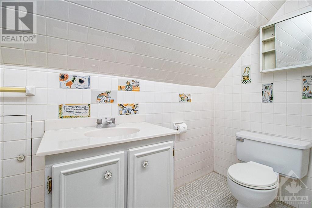 Listing 1359720 - Large Photo # 15