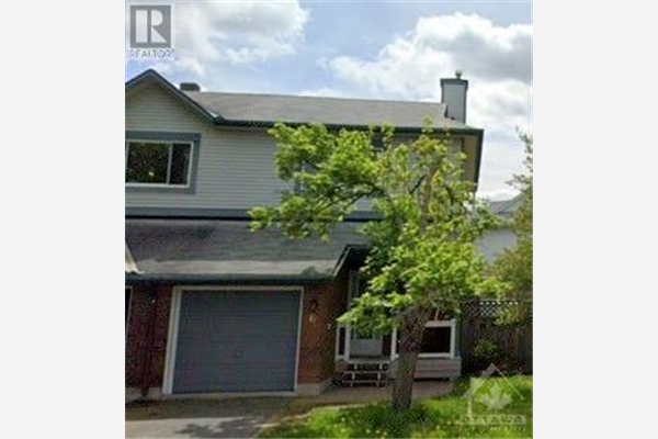 6 PIPER CRESCENT, Kanata