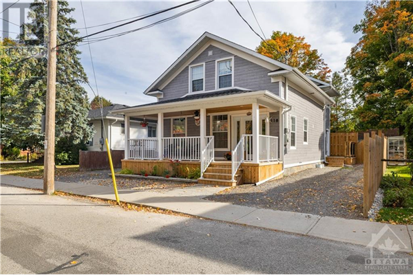 118 BROCK STREET E, Merrickville