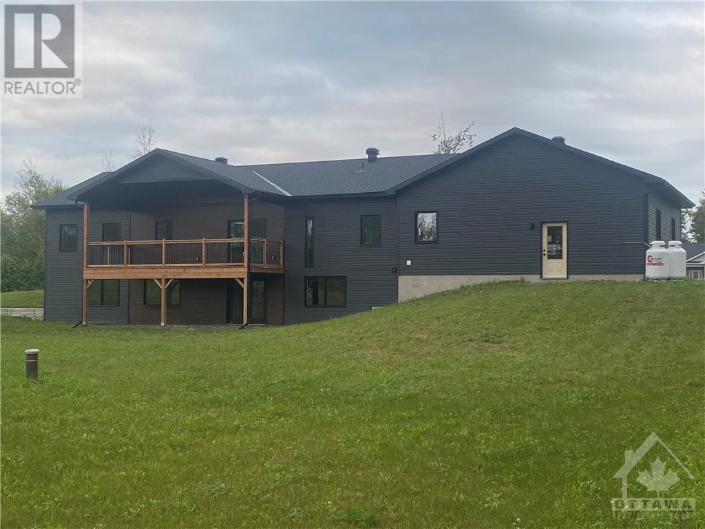 Listing 1359860 - Large Photo # 22