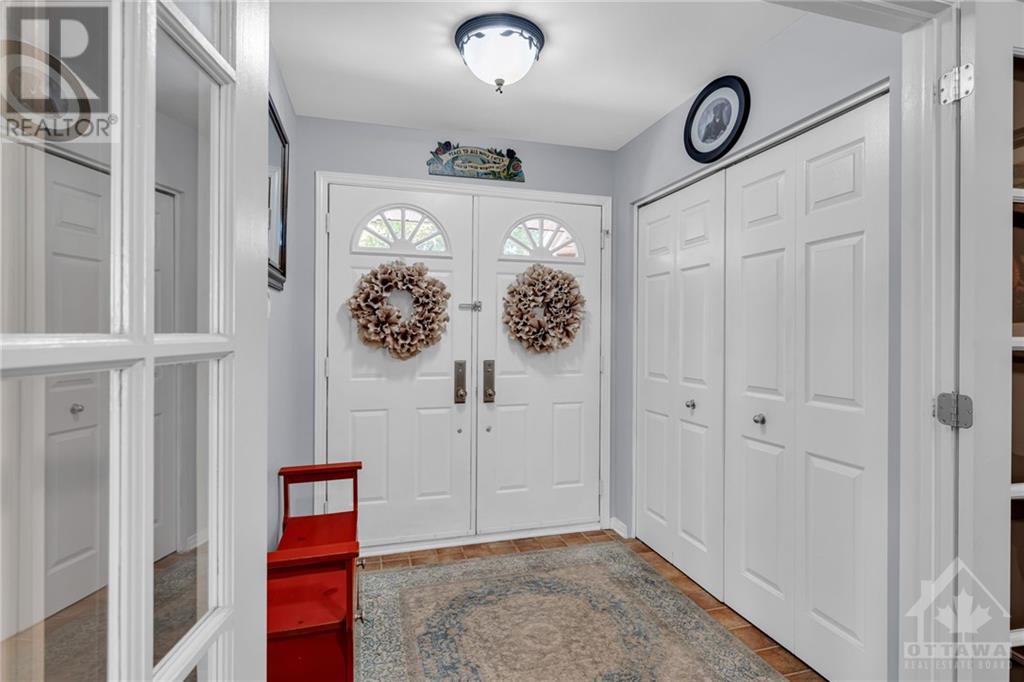 800 FOXWOOD COURT