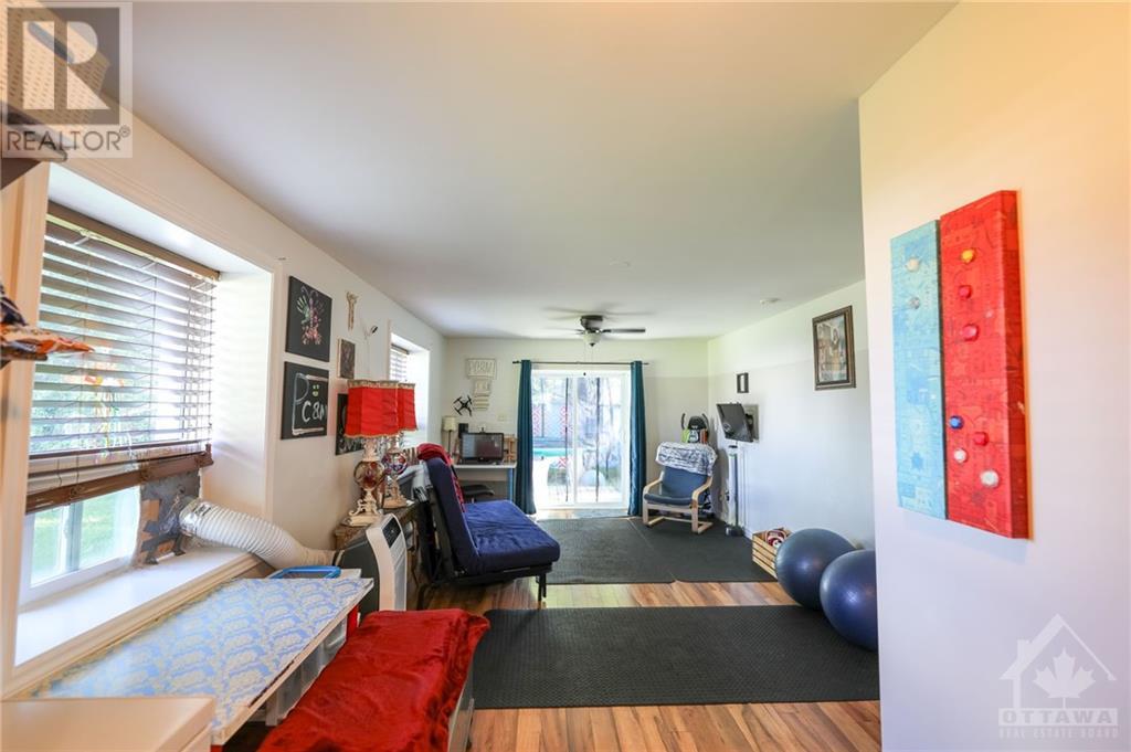 Listing 1359919 - Large Photo # 9