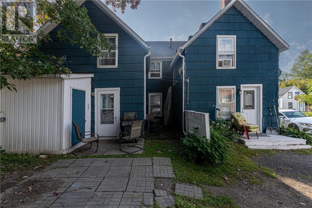 Listing 1360002 - Large Photo # 6