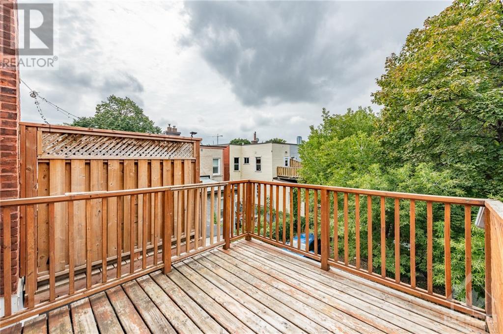 Listing 1360080 - Large Photo # 13