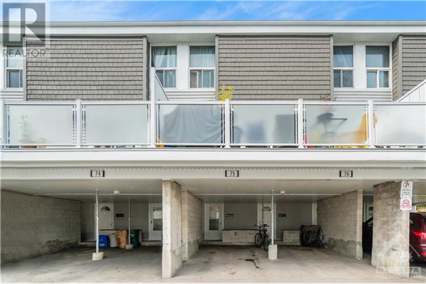 3415 UPLANDS DRIVE UNIT#75, Ottawa