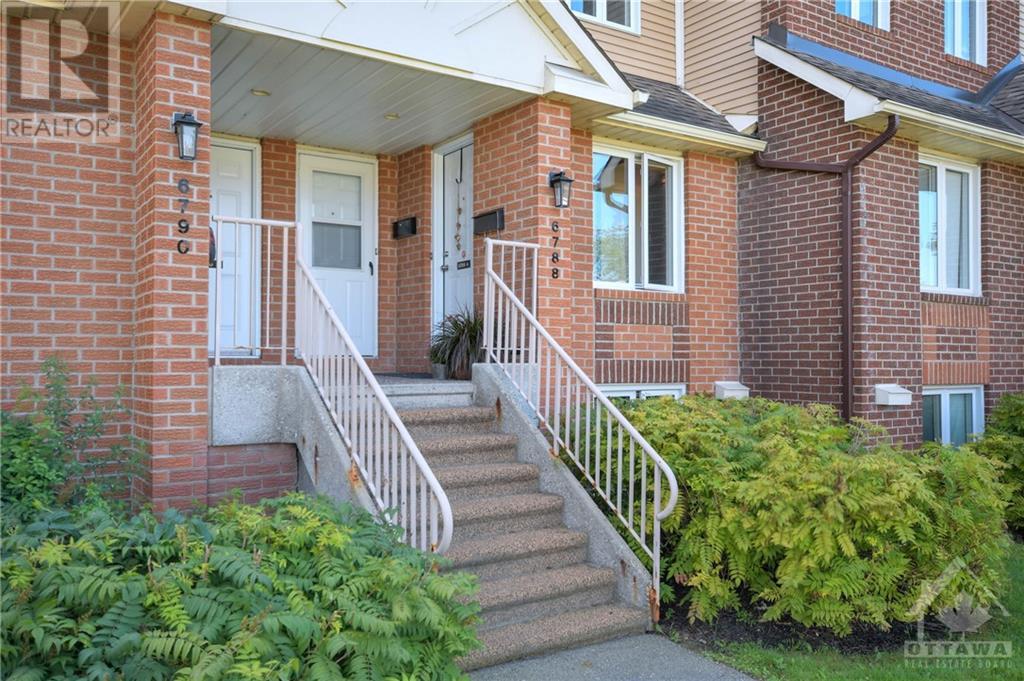 6788 JEANNE D'ARC BOULEVARD N UNIT#A, #A