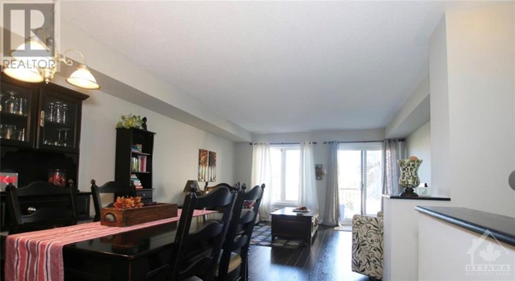 1124 DOCTEUR CORBEIL BOULEVARD UNIT#9, #9