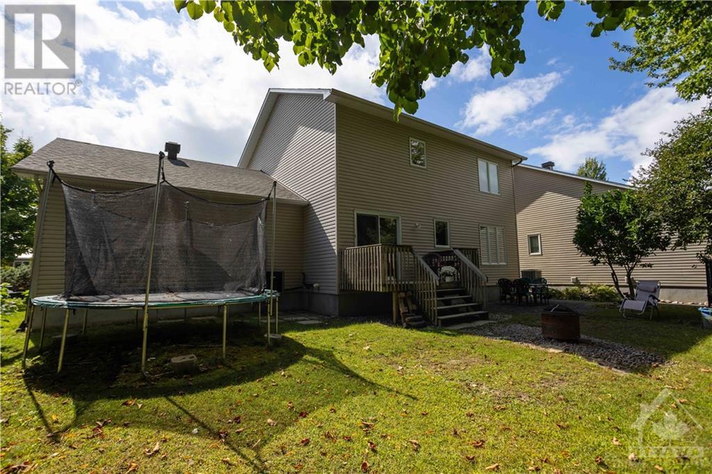 Listing 1360175 - Large Photo # 27