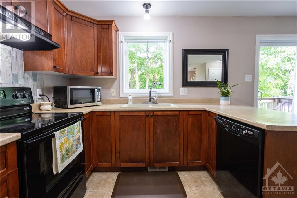 Listing 1360175 - Large Photo # 10