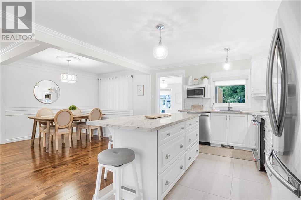 Listing 1360232 - Large Photo # 9