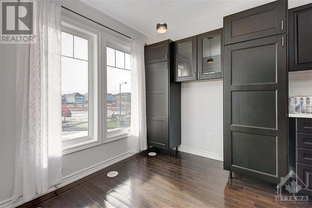 Listing 1360239 - Large Photo # 19