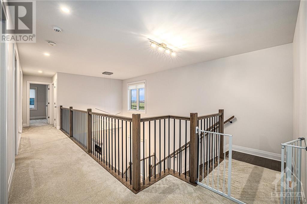 577 HONEYLOCUST AVENUE