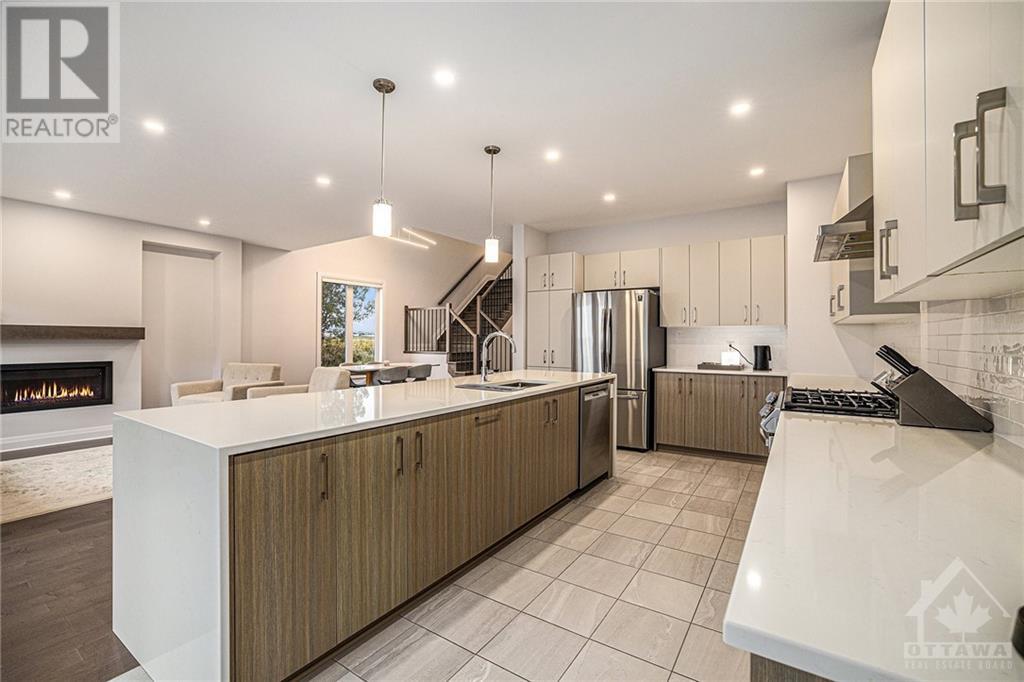 577 HONEYLOCUST AVENUE