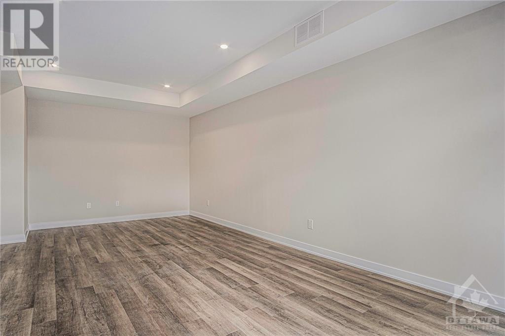 Listing 1360261 - Large Photo # 24