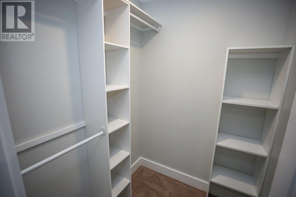 19A DUNDAS STREET