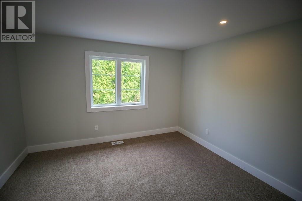 19A DUNDAS STREET