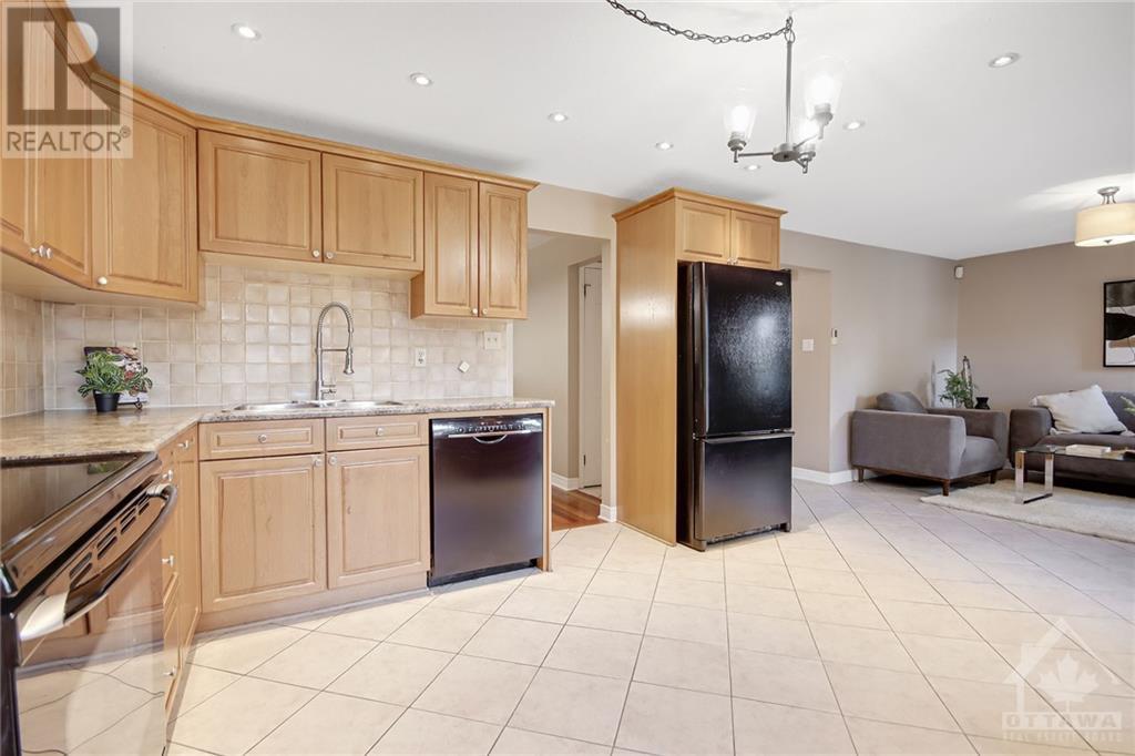 Listing 1360358 - Large Photo # 18