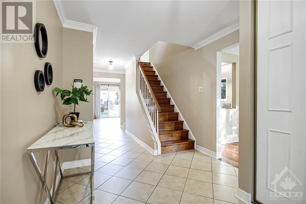 444 VIEWMOUNT DRIVE