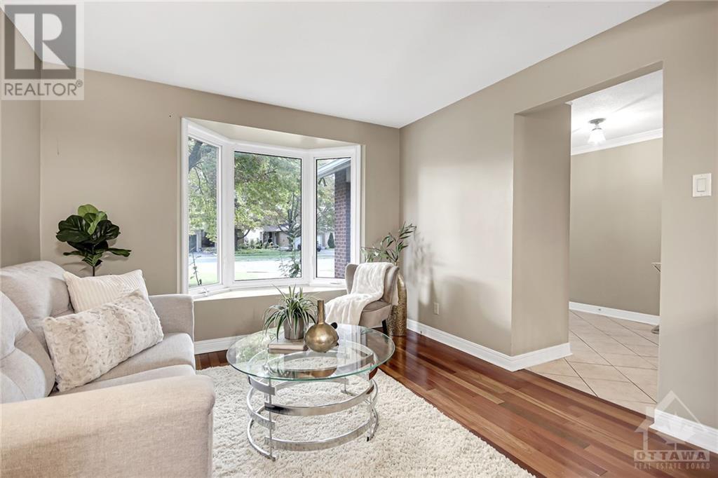 Listing 1360358 - Large Photo # 6