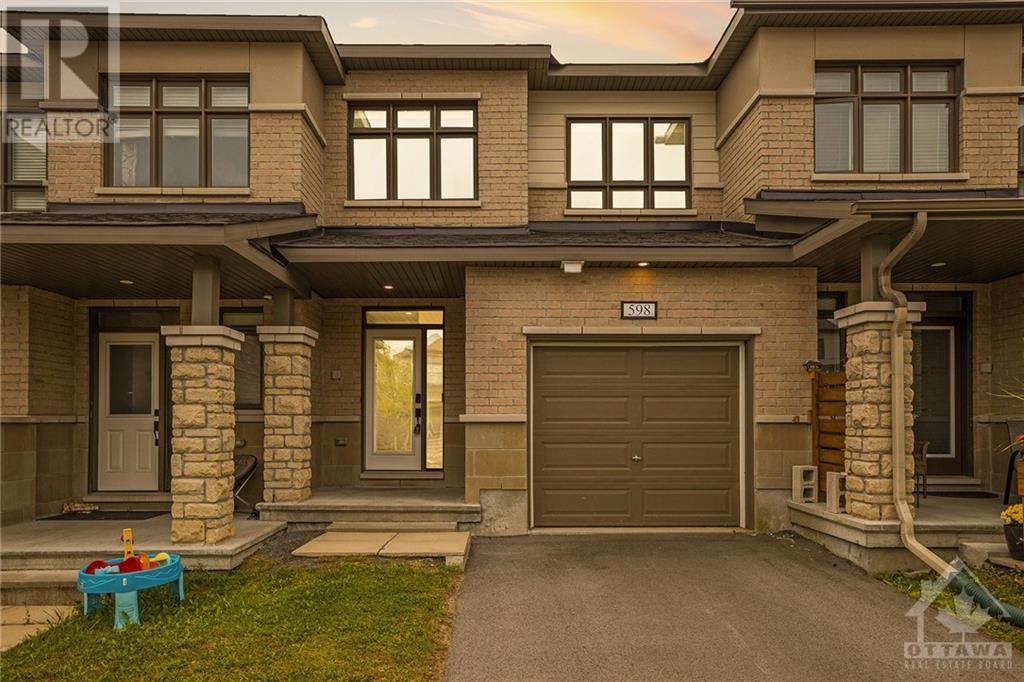 Listing 1360417 - Large Photo # 2