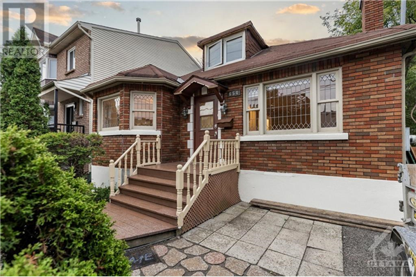 654 CHURCHILL AVENUE N, Ottawa